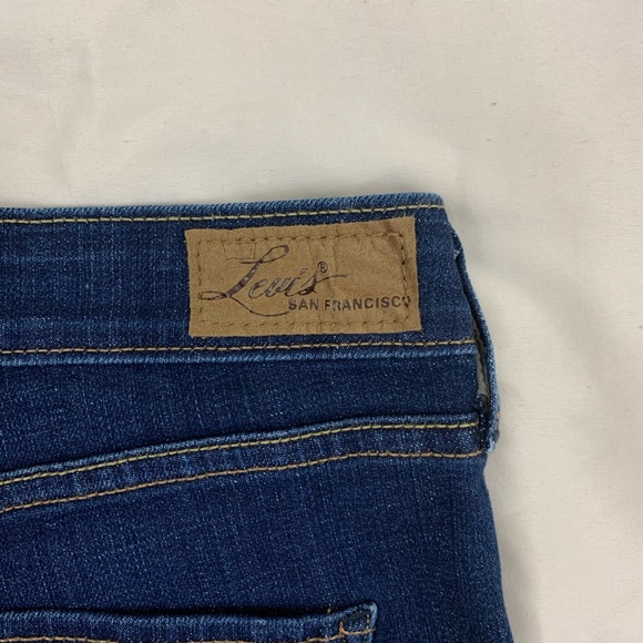 Levi’s Bold Curve Mid Rise Straight Jeans - Picture 4 of 4